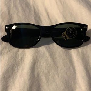 Ray Ban unisex sunglasses